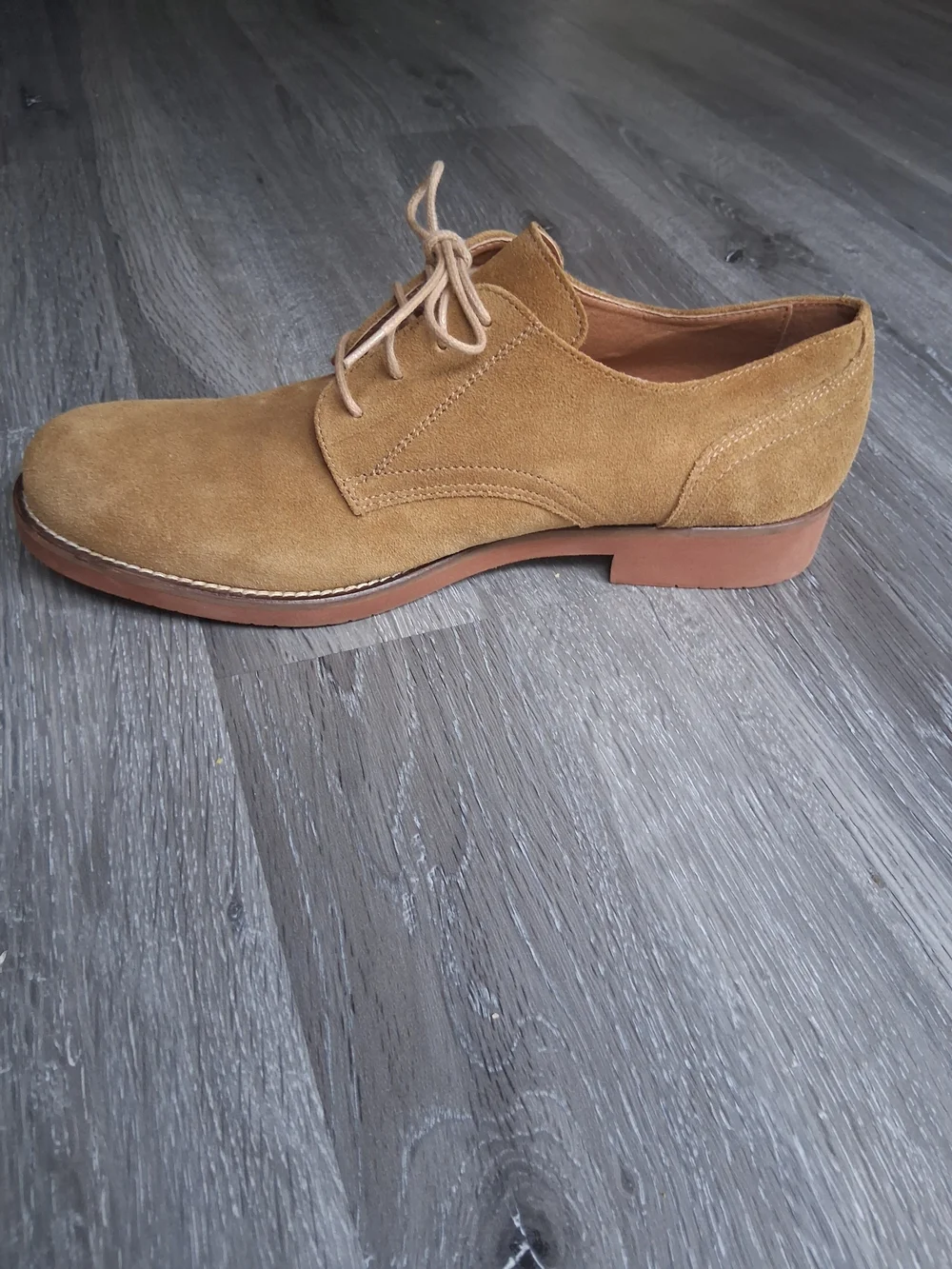 G.H. Bass & Co. Men's Suede Derby Shoes in Tan Size 10 M